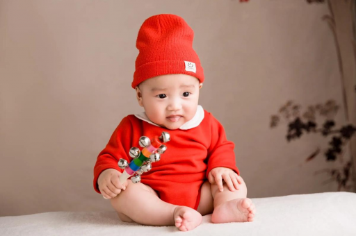 本溪3个月宝宝翻身